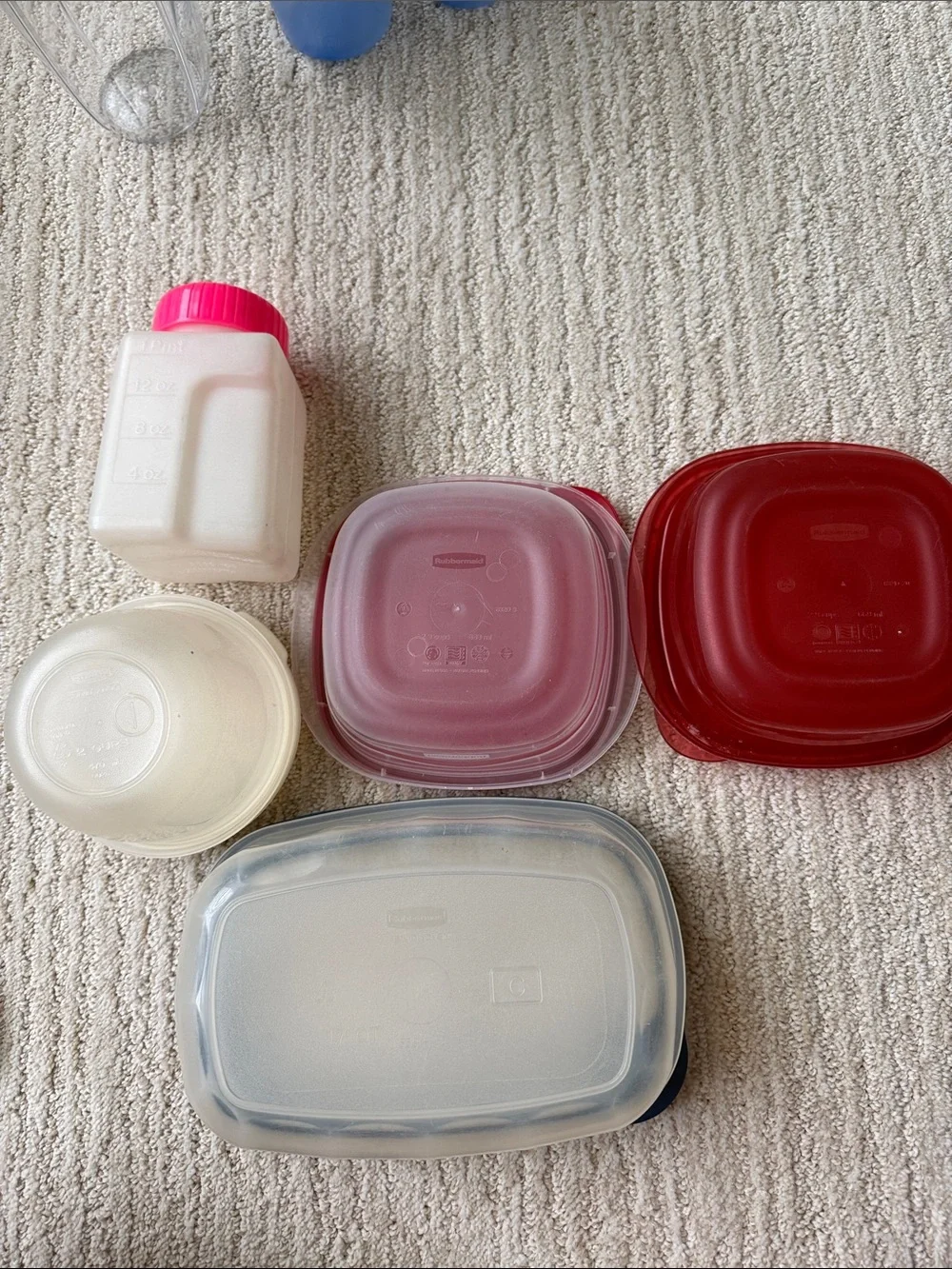 Rubbermaid Storage Container 8 piece Bundle